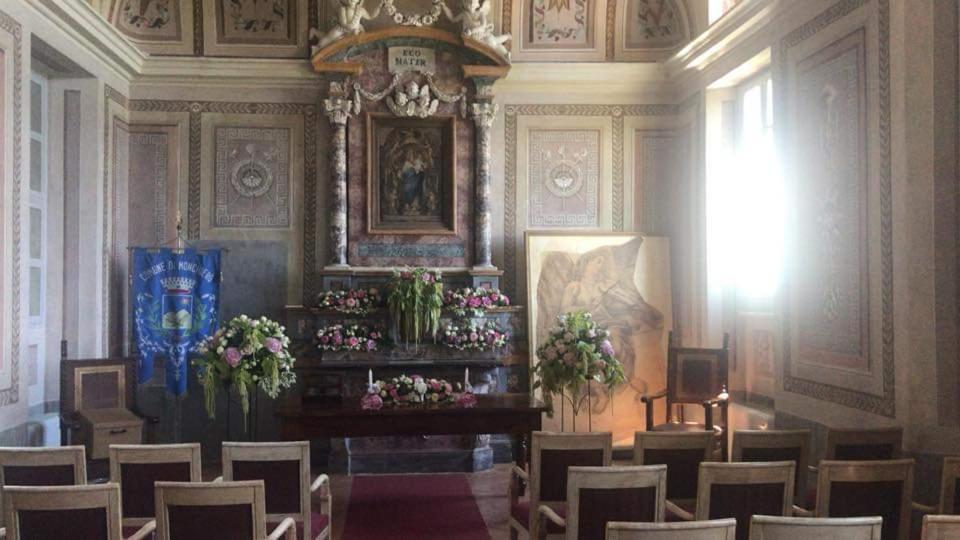 ホテル Antico Borgo クーネオ エクステリア 写真