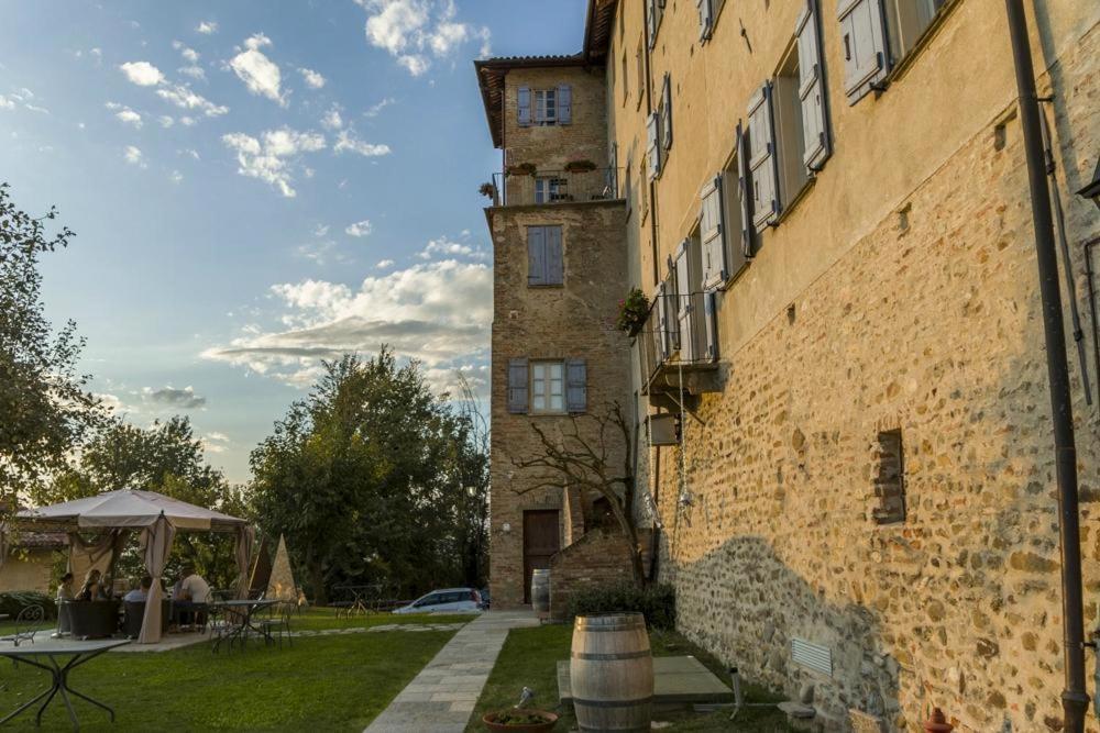 ホテル Antico Borgo クーネオ エクステリア 写真